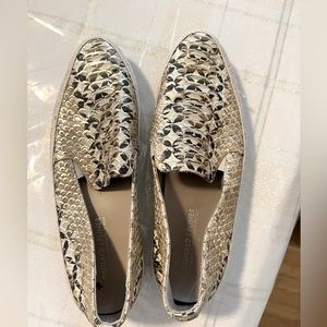 Donald J Pliner . Shoes .